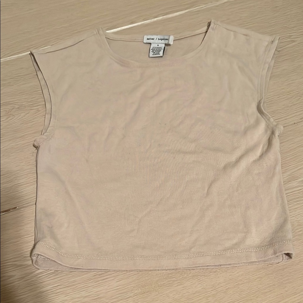 Better/together Cream/nude Muscle cropped tee